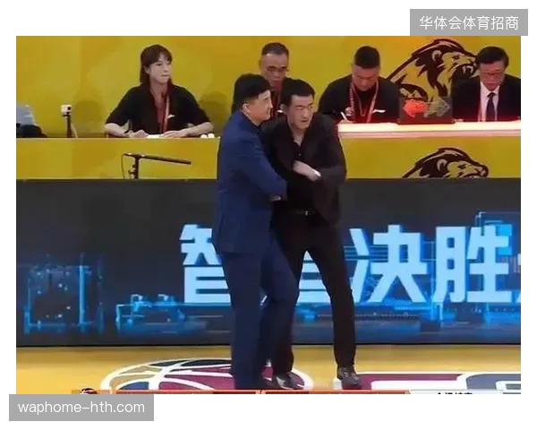 上海队本赛季的成功建立在窒息的团队防守之上，成为常规赛冠军的基石